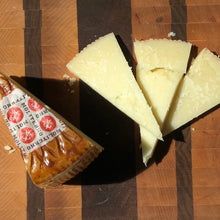 Load image into Gallery viewer, &quot;Medoro&quot; Aged Sardegnan Pecorino Cheese
